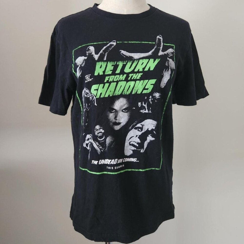 T-BARxCOTTON ON Black/Green Return From The Shadows - Undead Are Coming Tee. XS.